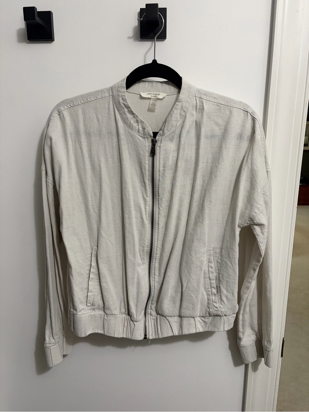 Cable & Gauge Off-White Zip-Front Bomber Jacket